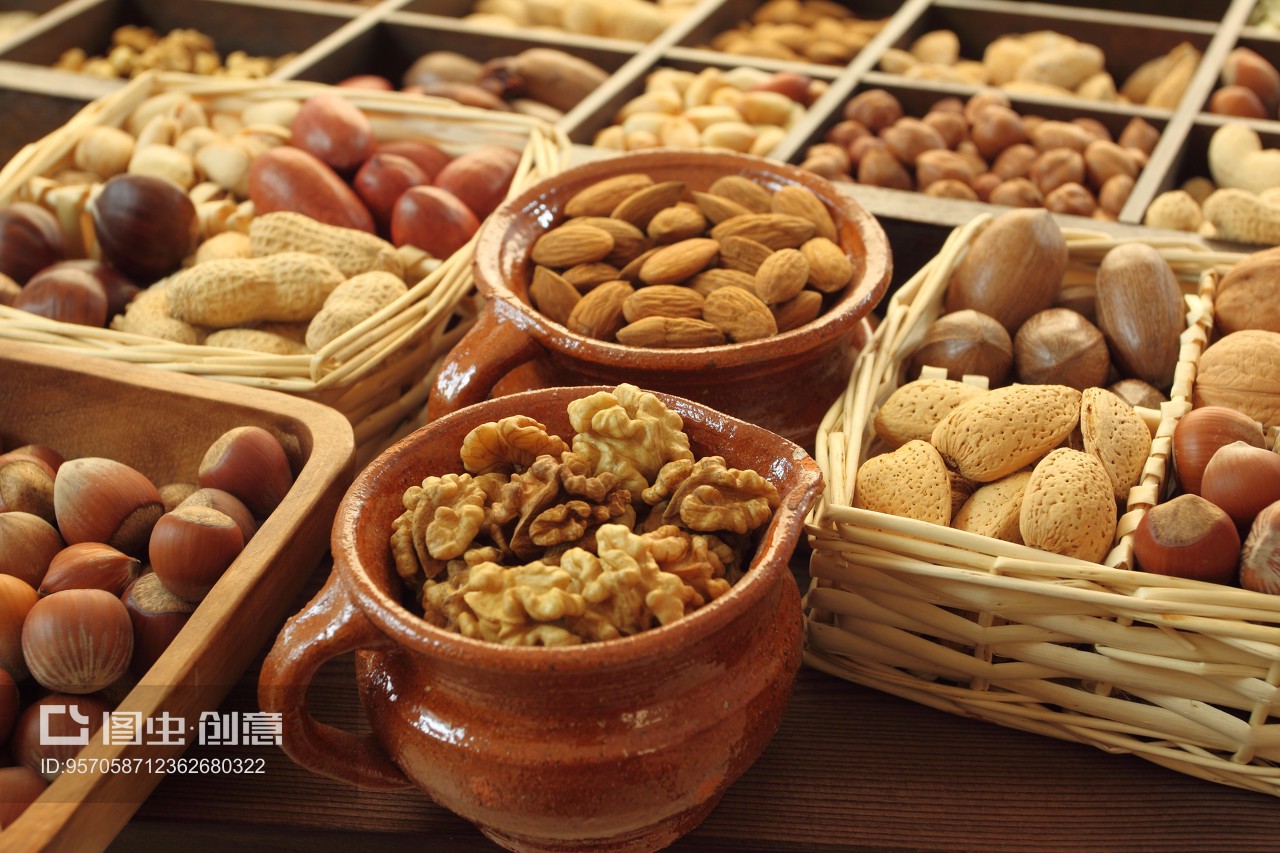 坚果与干果 健康零食的双重奏